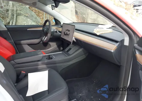 2024 Tesla Model Y Long Range Dual Motor All-Wheel Drive from USA, damaged, VIN 7SAYGDEEXRA290434